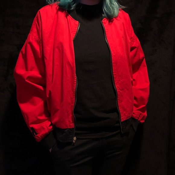 SOLD Vintage 90’s Reversible Marlboro Bomber Jacket Size Medium - Picture 5 of 10